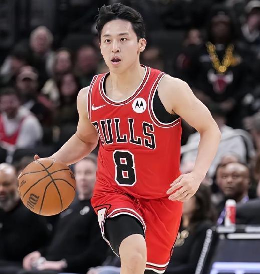 亚博游戏官网-半场出战7分钟就送出7次助攻，河村勇辉成为亚洲最强后卫！