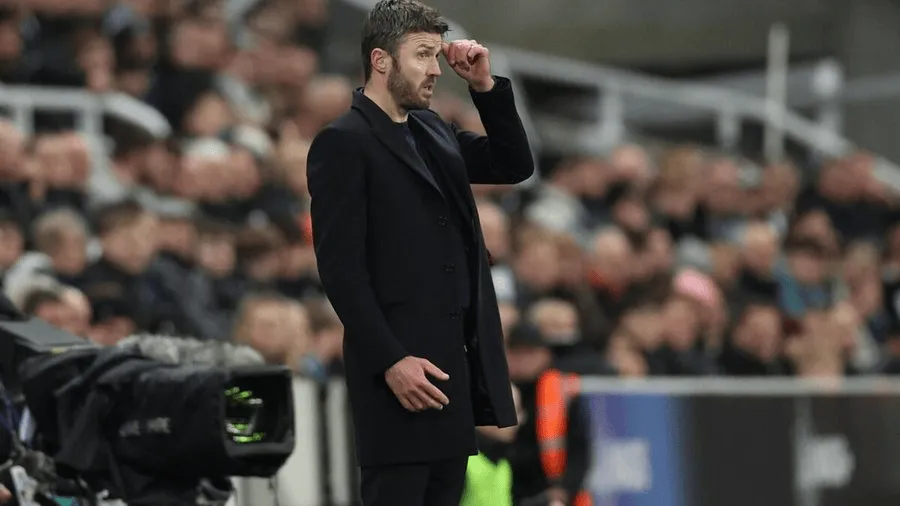 亚博app-卡里克：虽然这样说让我难受，但10人的纽卡配得上战胜曼联